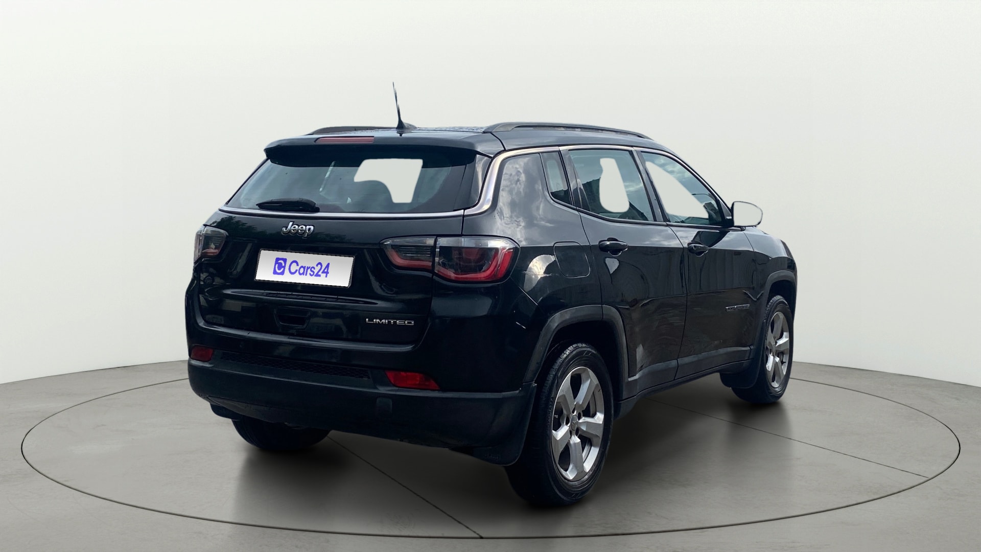 View 2018 Jeep Compass Limited 1.4 Multi AIR Petrol DDCT AT BS IV Image 44 Used 2018 Jeep Compass Limited 1.4 Multi AIR Petrol DDCT AT BS IV Image 44