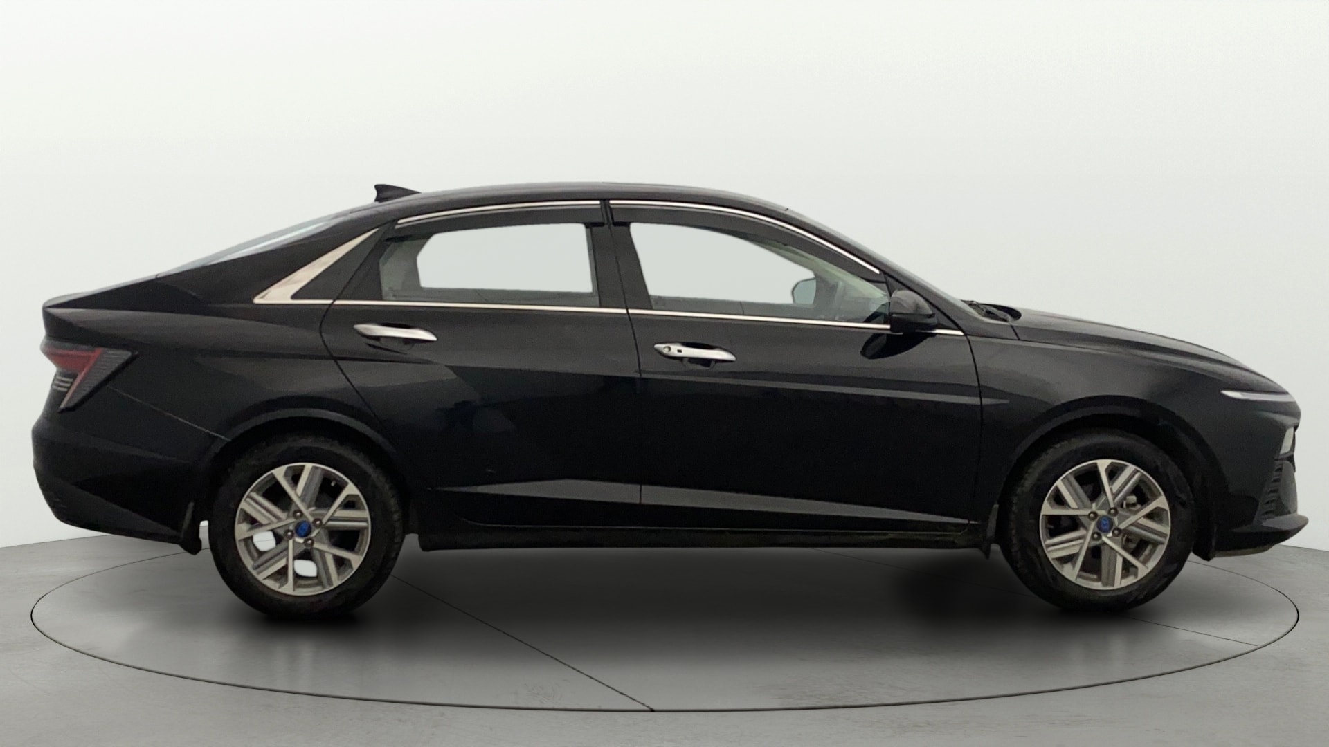 Used 2024 Hyundai Verna Used 2024 Hyundai Verna