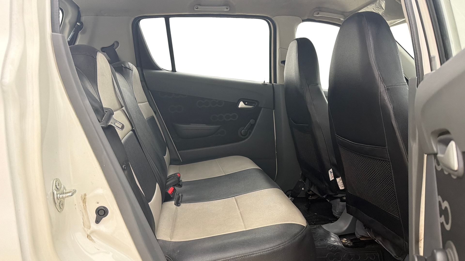 View 2015 Maruti Suzuki Alto 800 LX Image 28 Used 2015 Maruti Suzuki Alto 800 LX Image 28