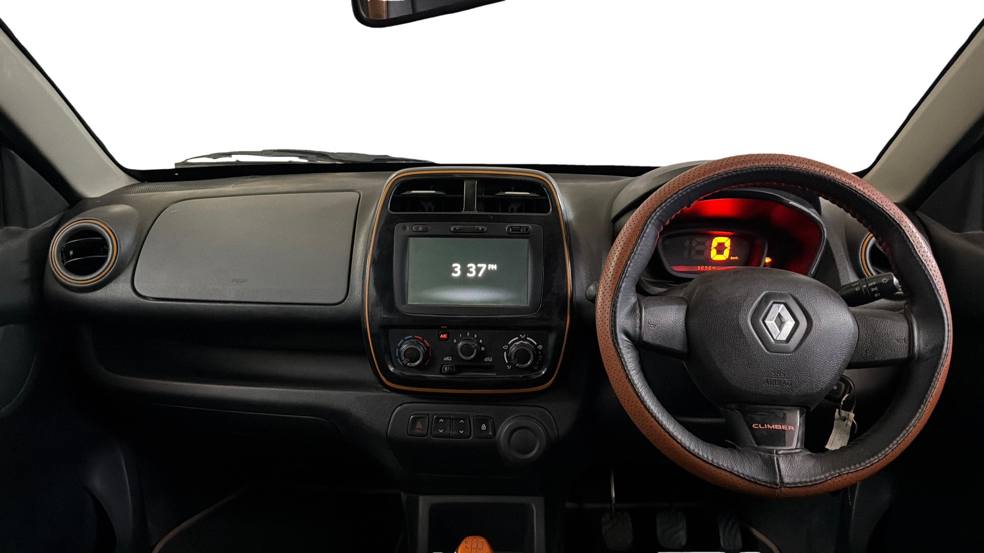 View 2017 Renault Kwid RXT 1.0 Driver Airbag Option Image 15 Used 2017 Renault Kwid RXT 1.0 Driver Airbag Option Image 15