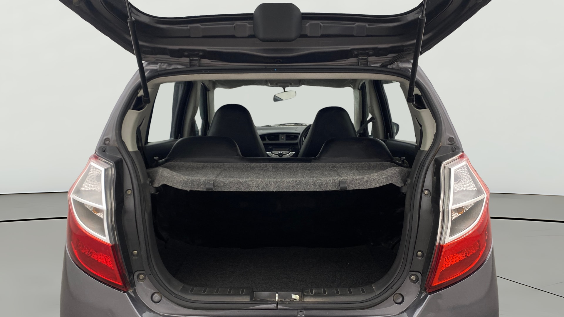 View 2017 Maruti Suzuki Alto K10 LX Image 36 Used 2017 Maruti Suzuki Alto K10 LX Image 36