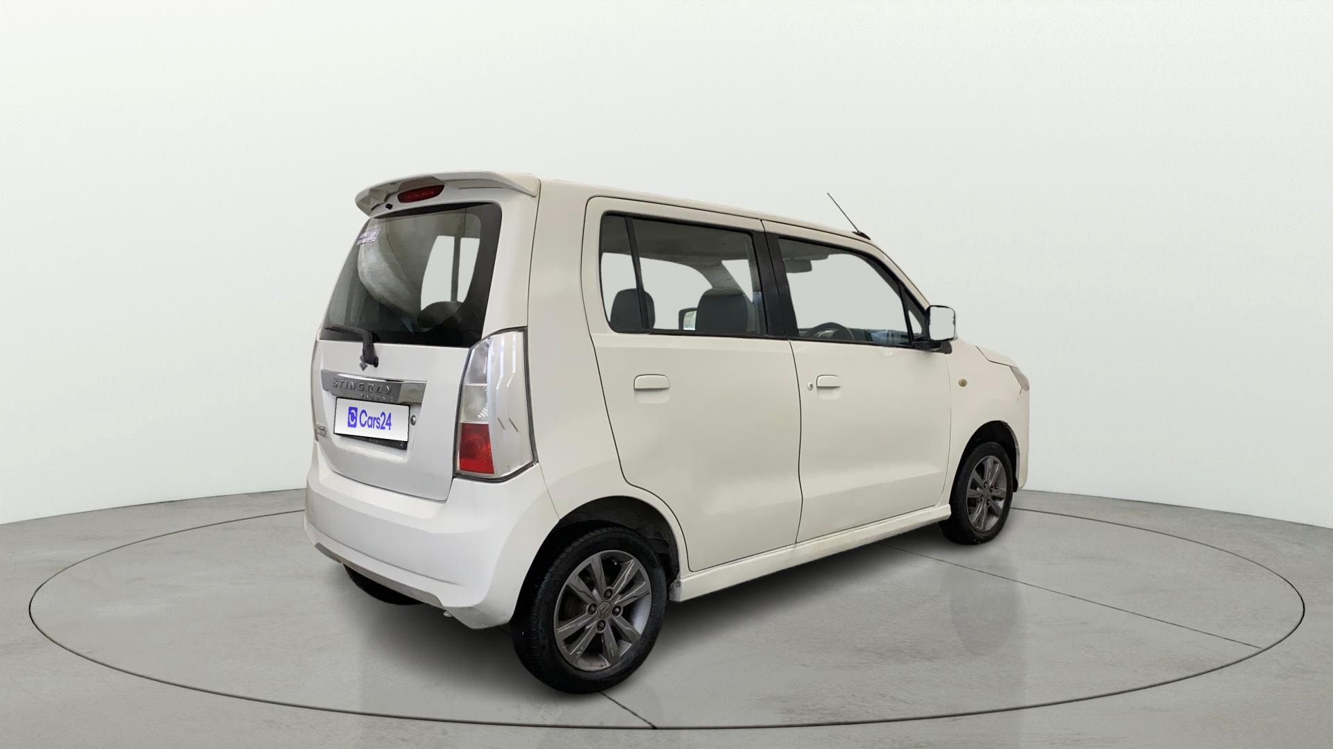 View 2017 Maruti Suzuki Stingray LXI Image 42 Used 2017 Maruti Suzuki Stingray LXI Image 42