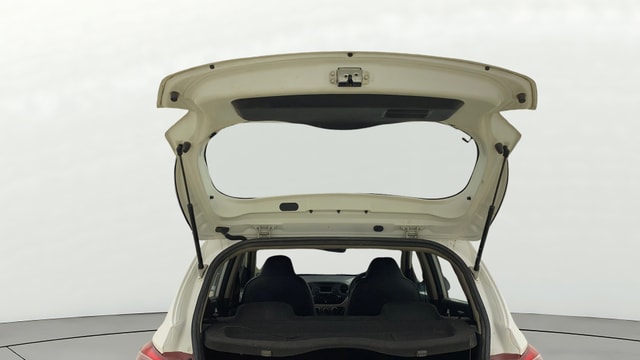 View Hyundai Grand i10 Image 16 Used Hyundai Grand i10 Image 16
