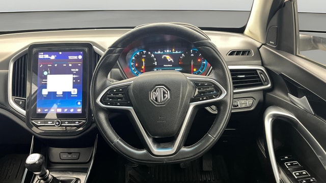 View MG Hector Image 21 Used MG Hector Image 21