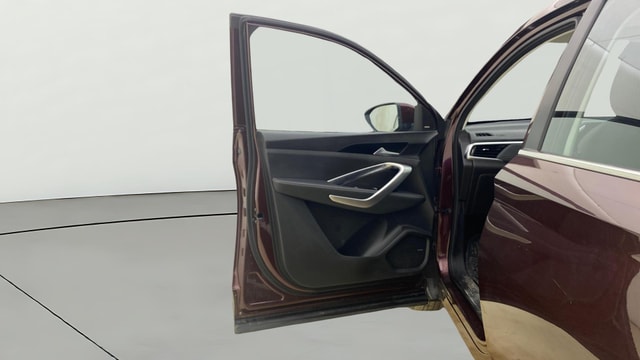 View MG Hector Image 33 Used MG Hector Image 33