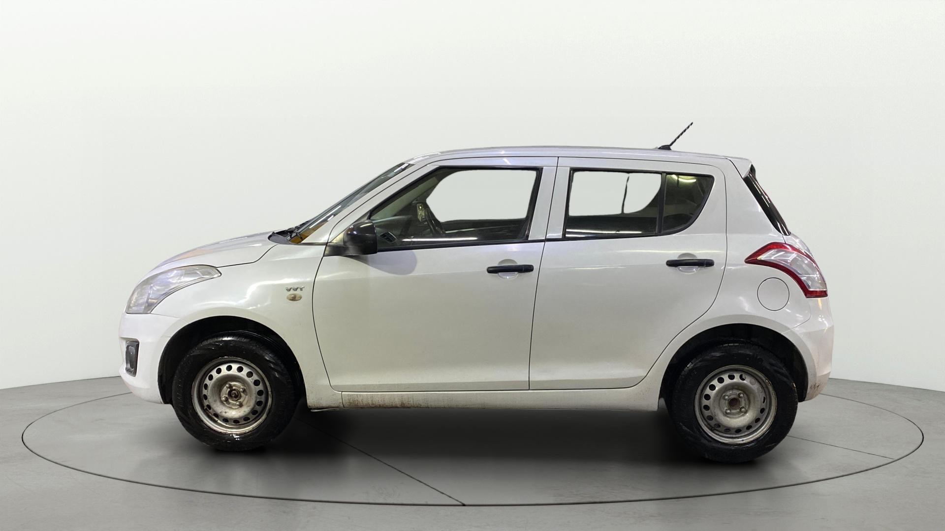 View 2016 Maruti Suzuki 1000 Base Variant Image 28 Used 2016 Maruti Suzuki 1000 Base Variant Image 28