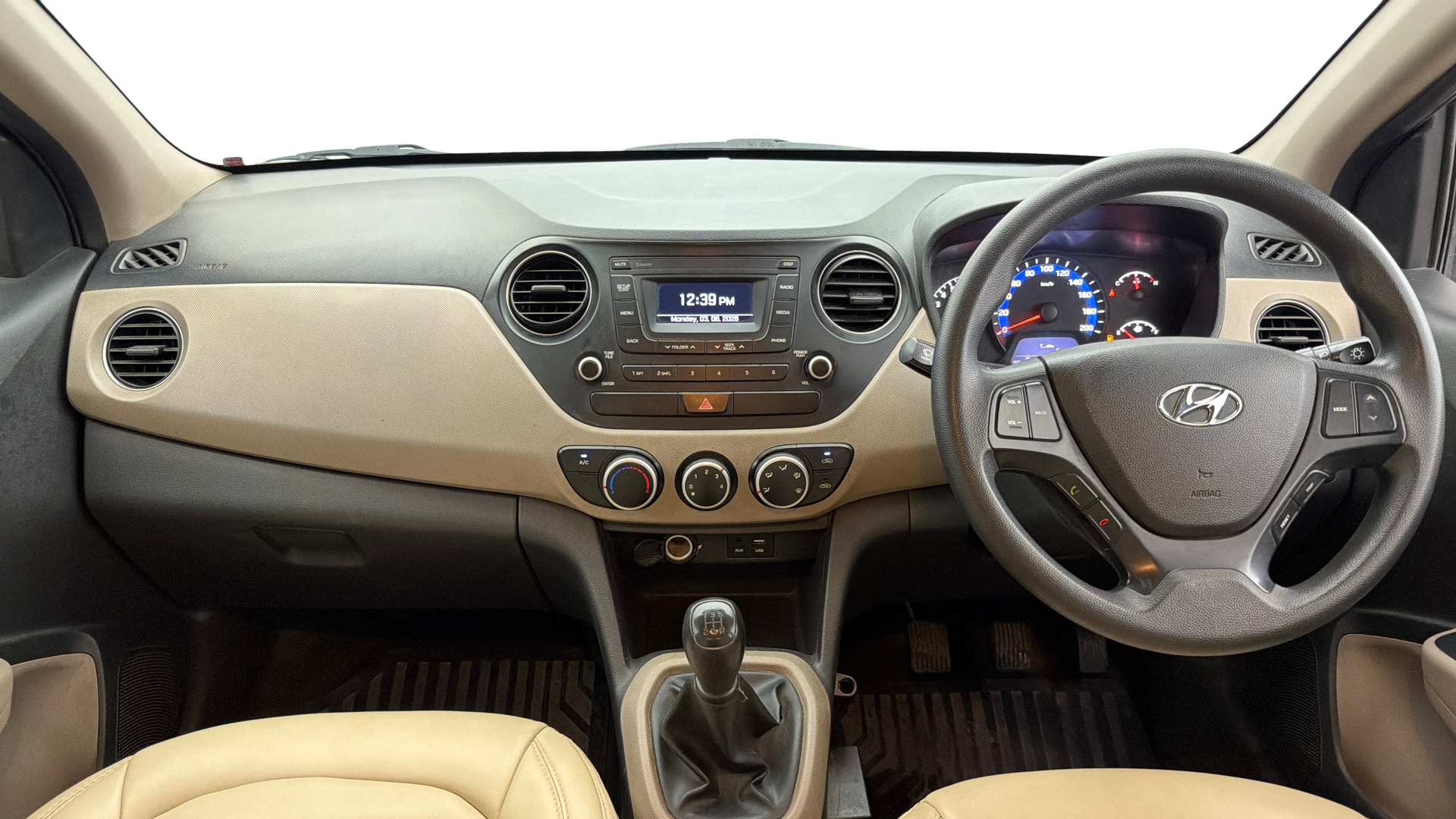 View 2017 Hyundai Xcent E Petrol Image 15 Used 2017 Hyundai Xcent E Petrol Image 15