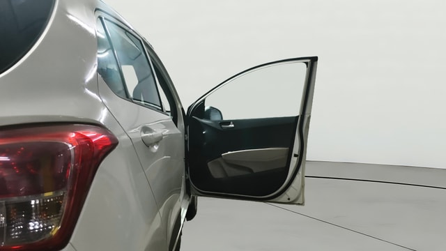View Hyundai Grand i10 Image 45 Used Hyundai Grand i10 Image 45