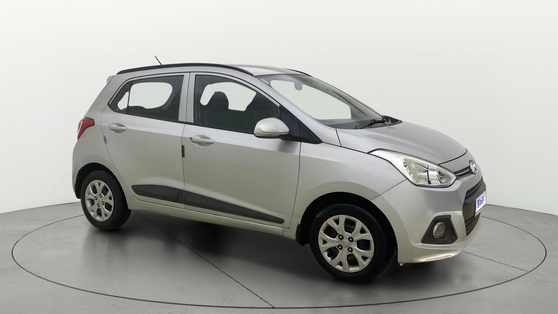 View 2015 Hyundai Grand i10 1.1 Sportz Diesel Image 35 Used 2015 Hyundai Grand i10 1.1 Sportz Diesel Image 35