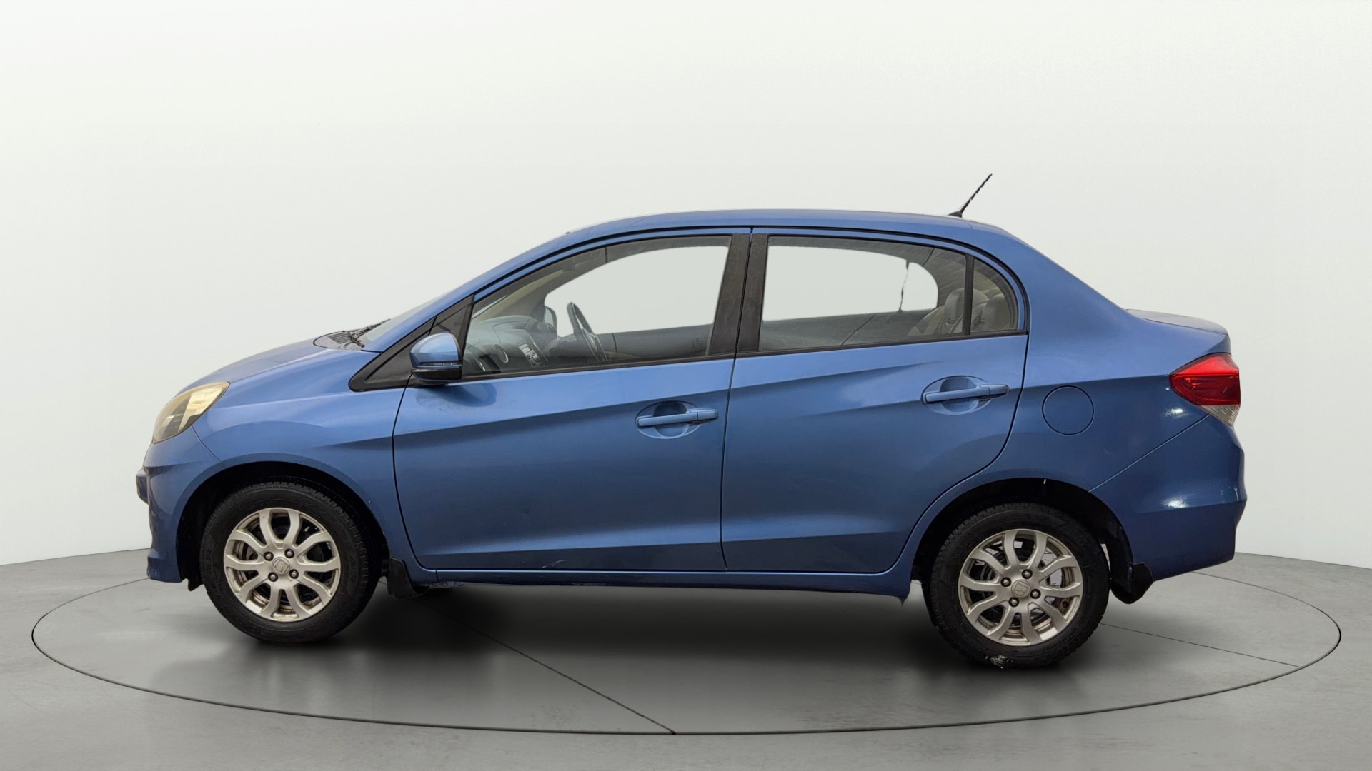 View 2015 Honda Amaze E MT Petrol BS IV Image 5 Used 2015 Honda Amaze E MT Petrol BS IV Image 5