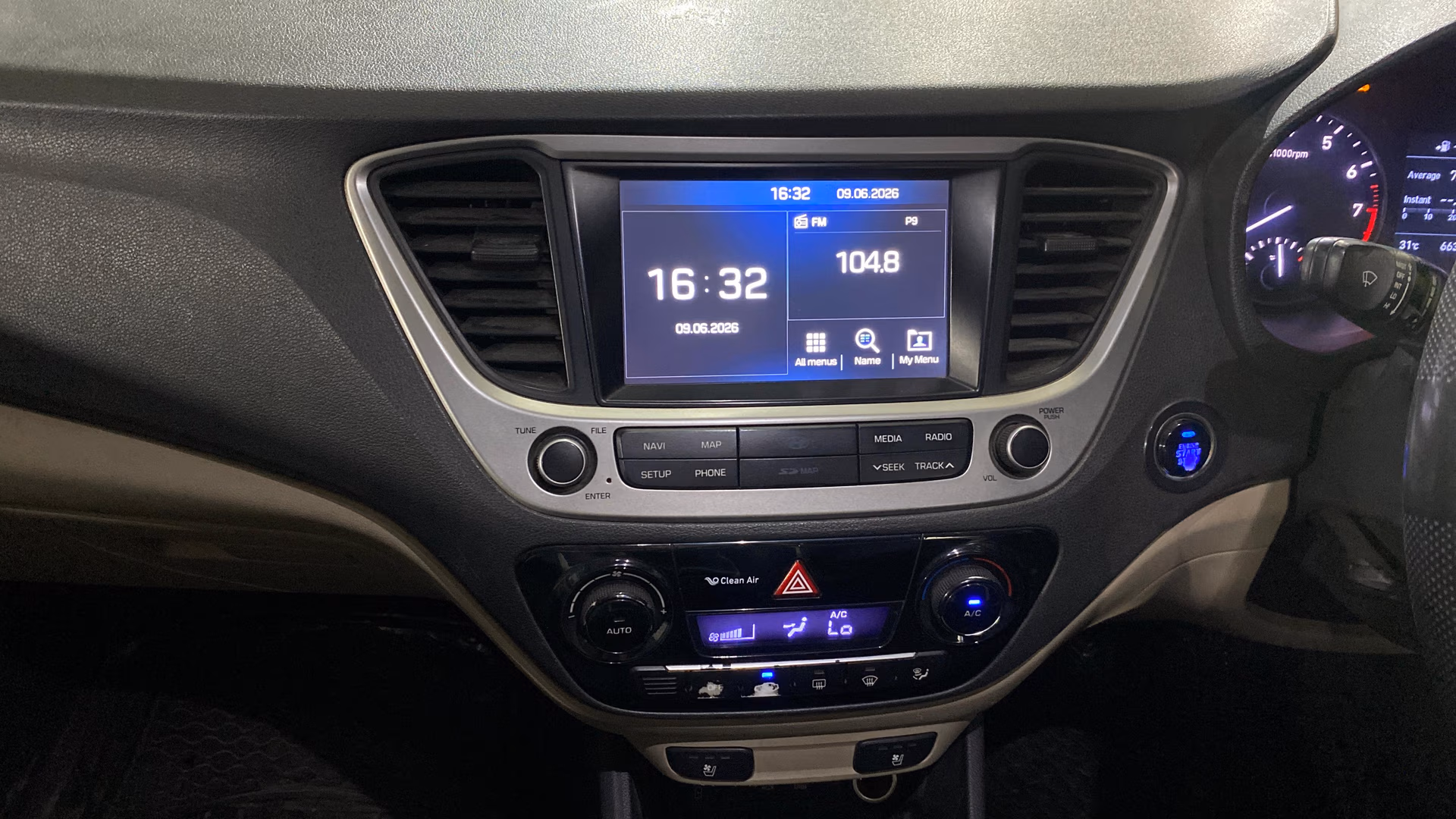 View 2018 Hyundai Verna 1.6 VTVT SX (O) Image 32 Used 2018 Hyundai Verna 1.6 VTVT SX (O) Image 32