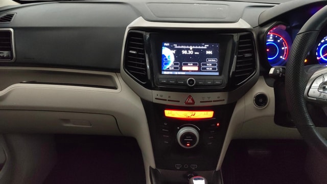View Mahindra XUV300 Image 18 Used Mahindra XUV300 Image 18