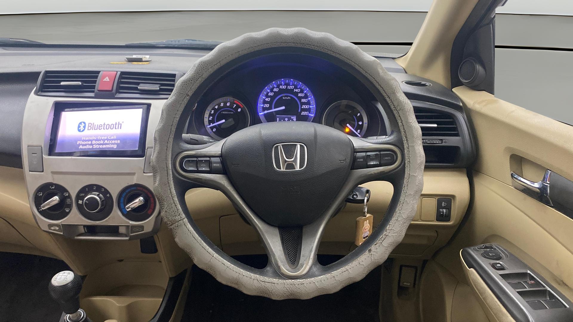 View 2013 Honda City ZX MT Diesel Anniversary Edition Image 21 Used 2013 Honda City ZX MT Diesel Anniversary Edition Image 21