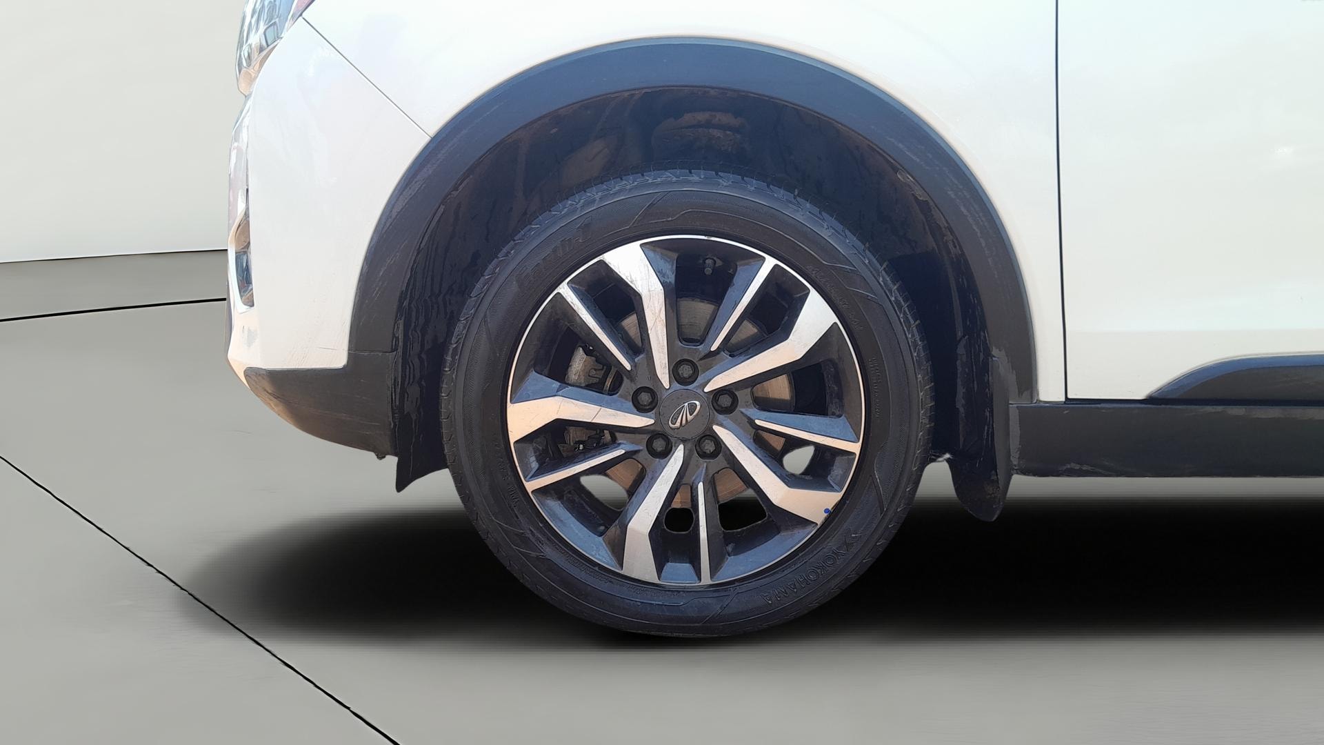 View 2019 Mahindra XUV300 W4 Petrol BS IV Image 35 Used 2019 Mahindra XUV300 W4 Petrol BS IV Image 35