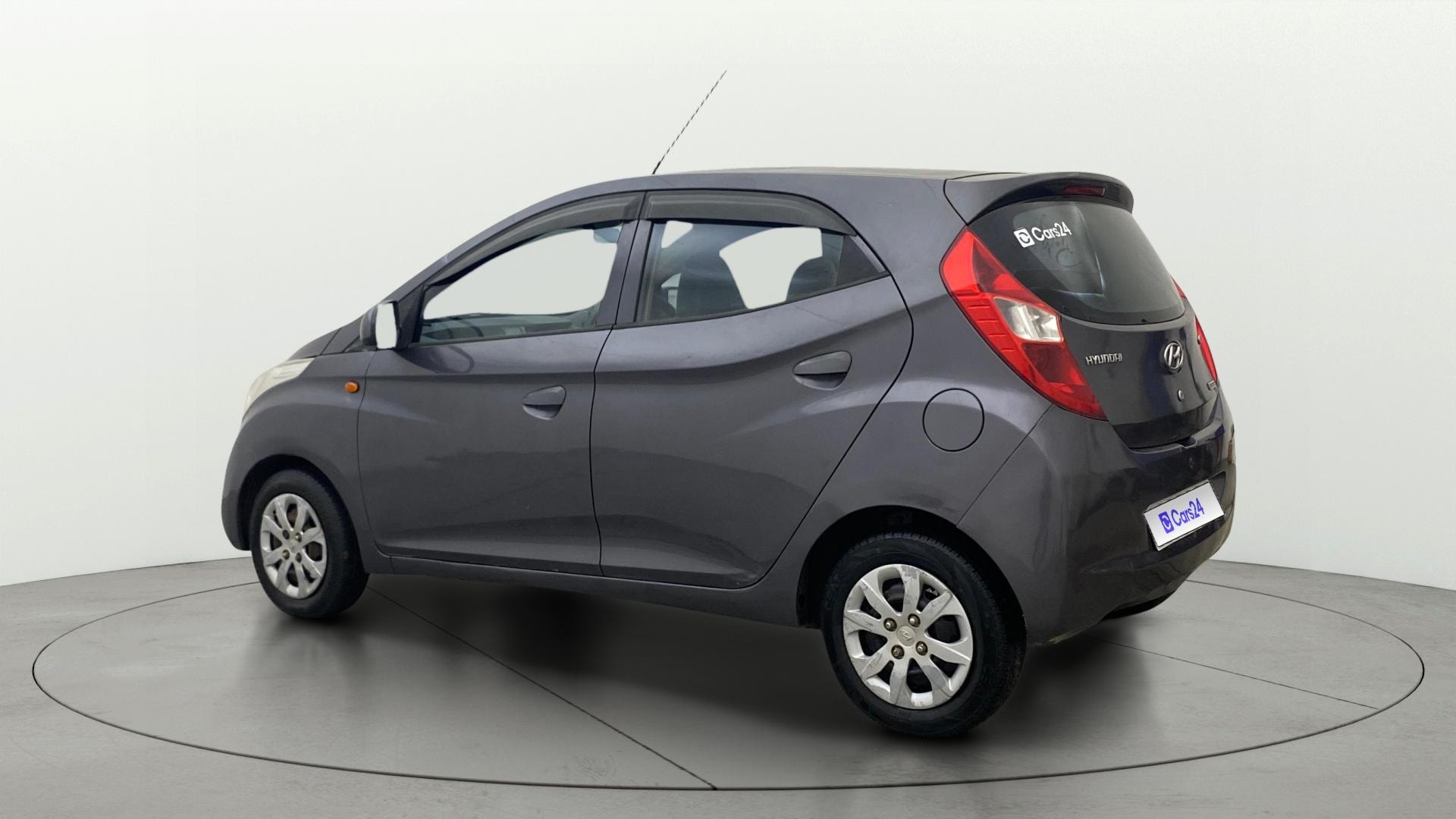 View 2015 Hyundai EON Sportz Image 2 Used 2015 Hyundai EON Sportz Image 2