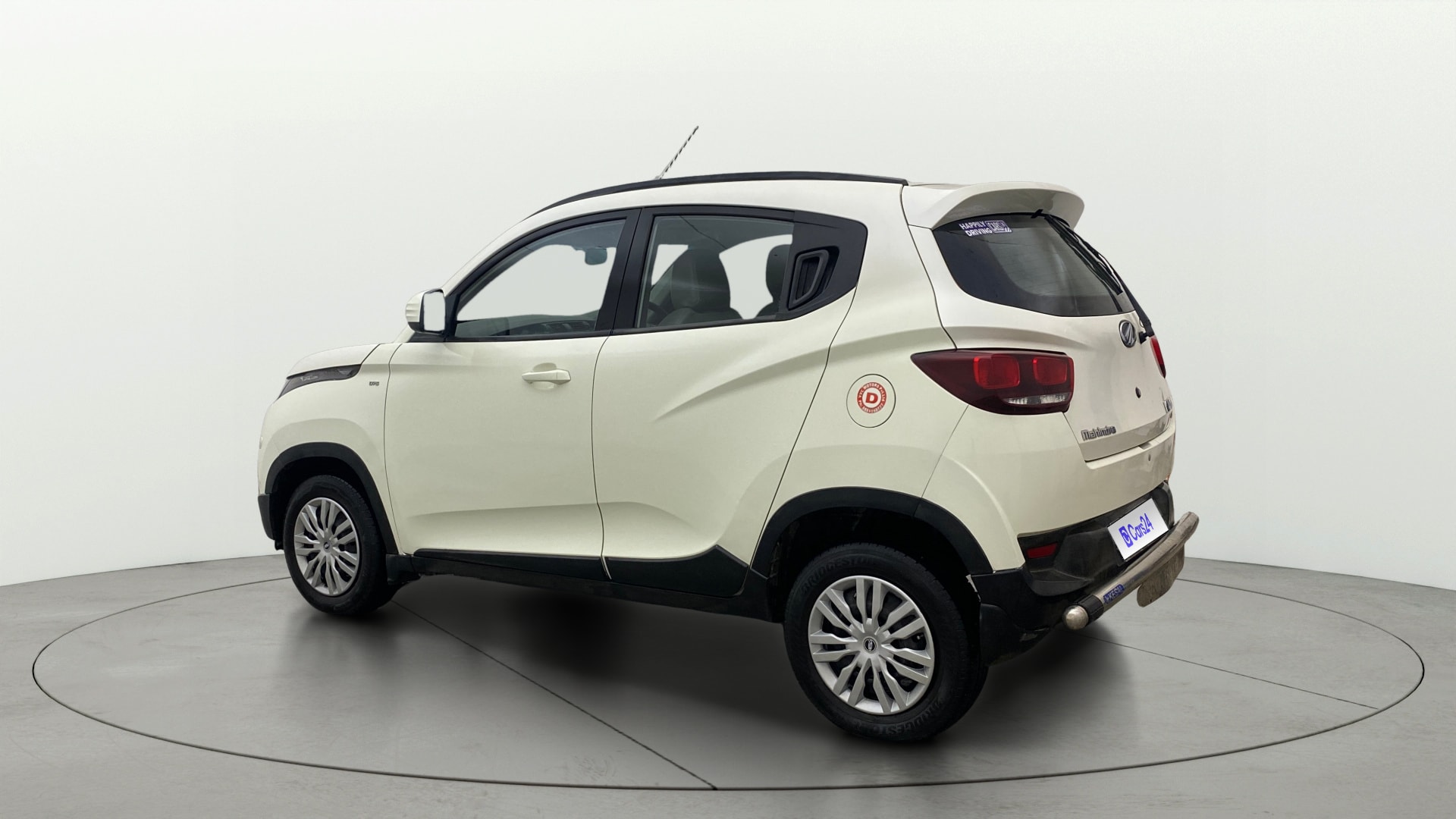 Used 2016 Mahindra KUV100 Used 2016 Mahindra KUV100