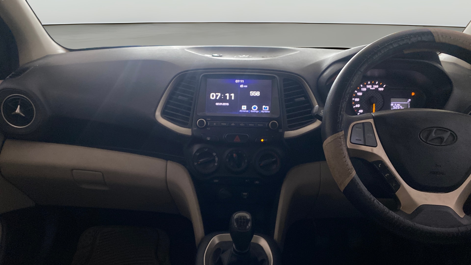 View 2019 Hyundai New Santro D-Lite Petrol Image 17 Used 2019 Hyundai New Santro D-Lite Petrol Image 17