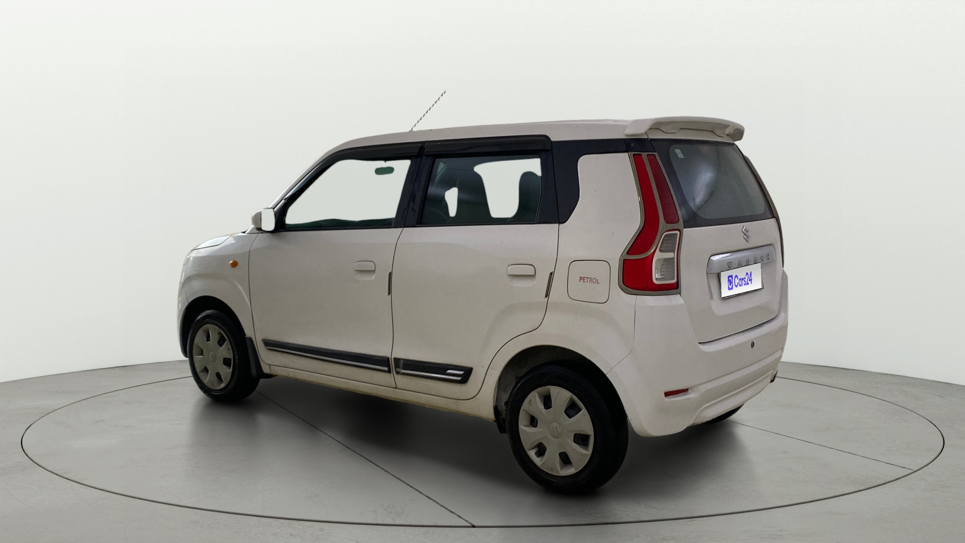 View 2020 Maruti Suzuki 1000 Base Variant Image 2 Used 2020 Maruti Suzuki 1000 Base Variant Image 2