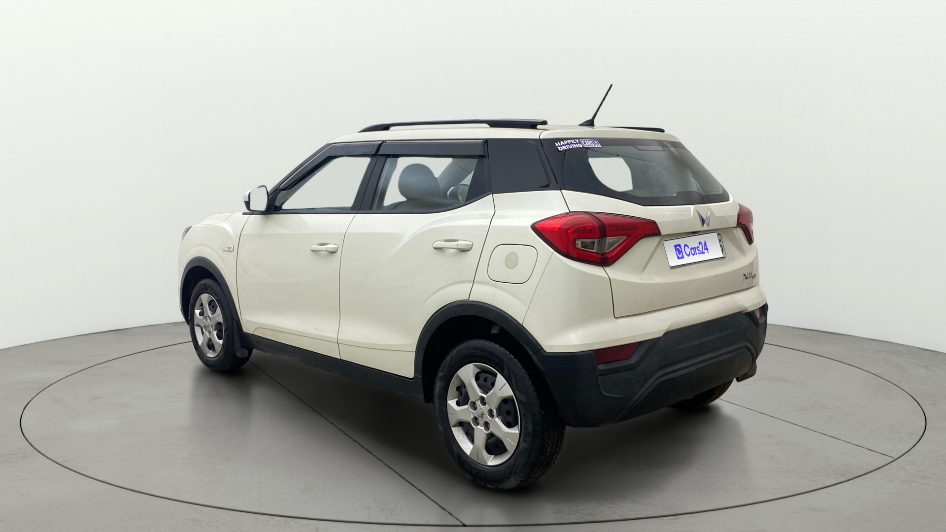 Used 2023 Mahindra XUV300 Used 2023 Mahindra XUV300