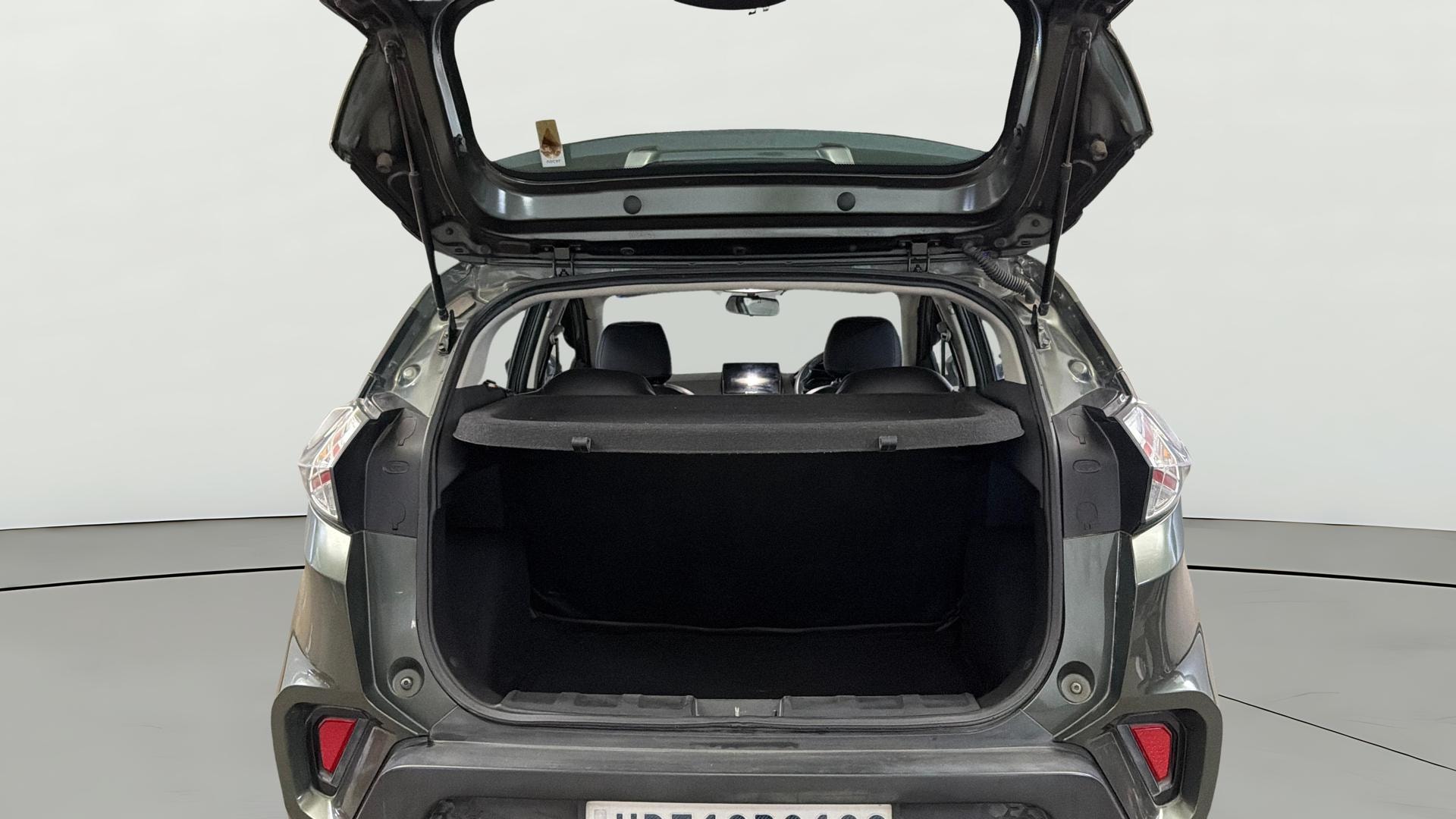 View 2021 Tata Nexon Revotron XE Image 37 Used 2021 Tata Nexon Revotron XE Image 37