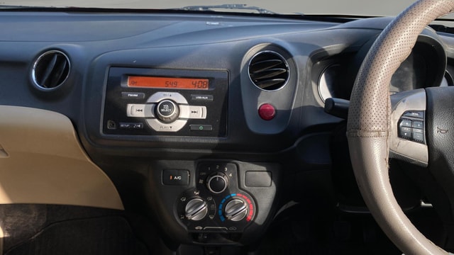 View Honda Amaze Image 17 Used Honda Amaze Image 17