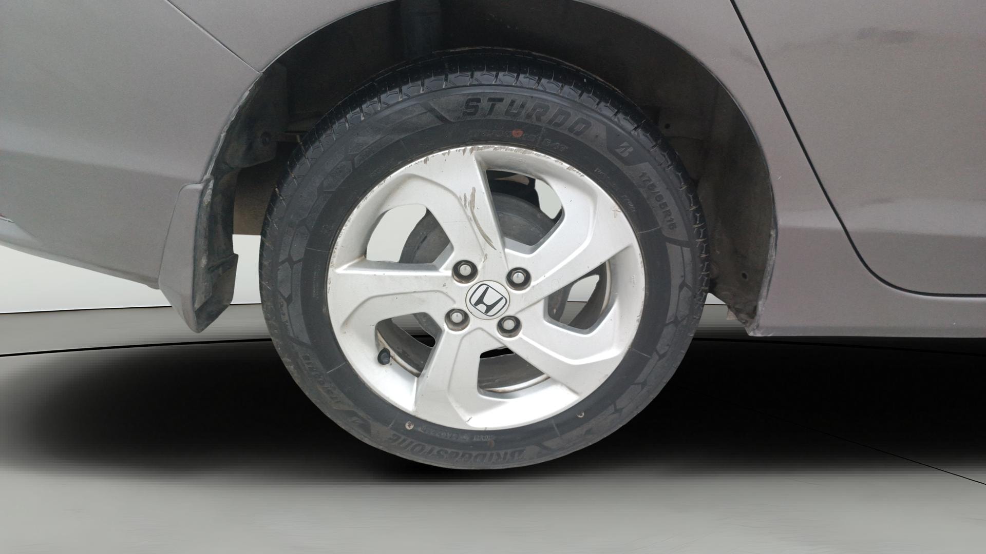 View 2014 Honda City ZX MT Diesel Anniversary Edition Image 33 Used 2014 Honda City ZX MT Diesel Anniversary Edition Image 33