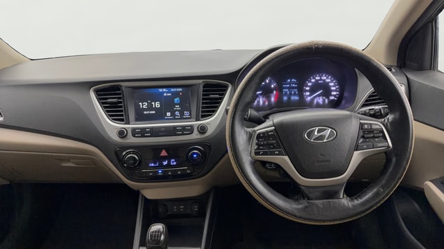 View Hyundai Verna Image 21 Used Hyundai Verna Image 21