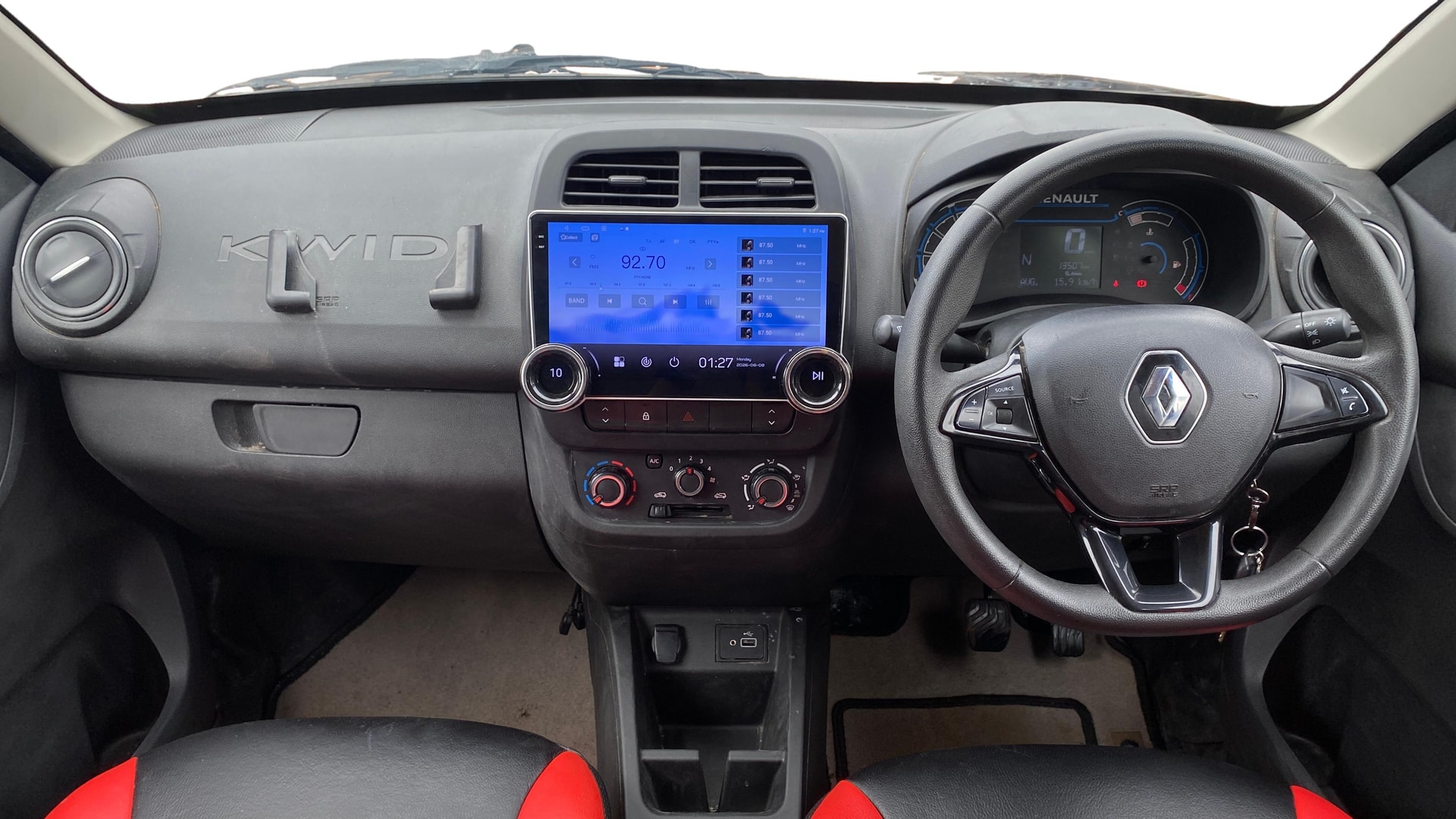 View 2023 Renault Kwid RXL 1.0 BS IV Image 16 Used 2023 Renault Kwid RXL 1.0 BS IV Image 16