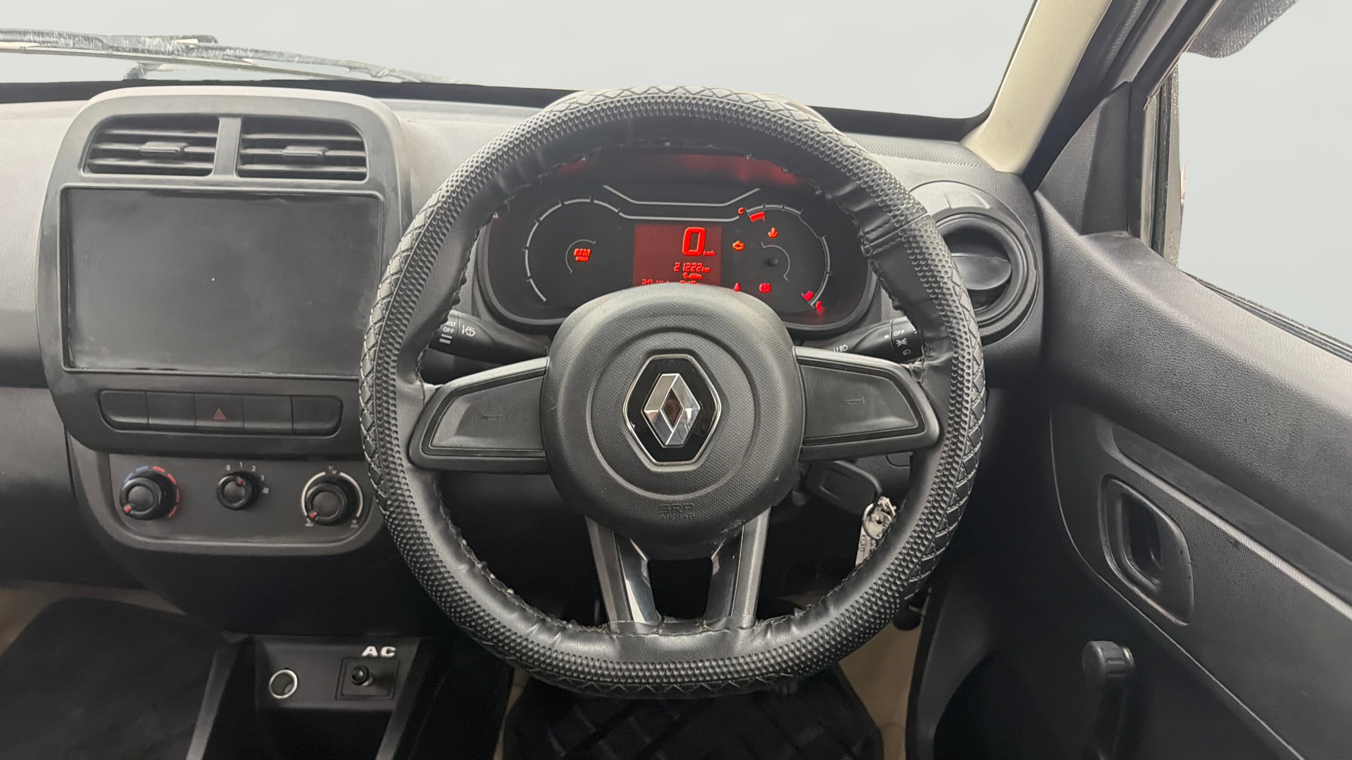 View 2021 Renault Kwid STD Image 20 Used 2021 Renault Kwid STD Image 20