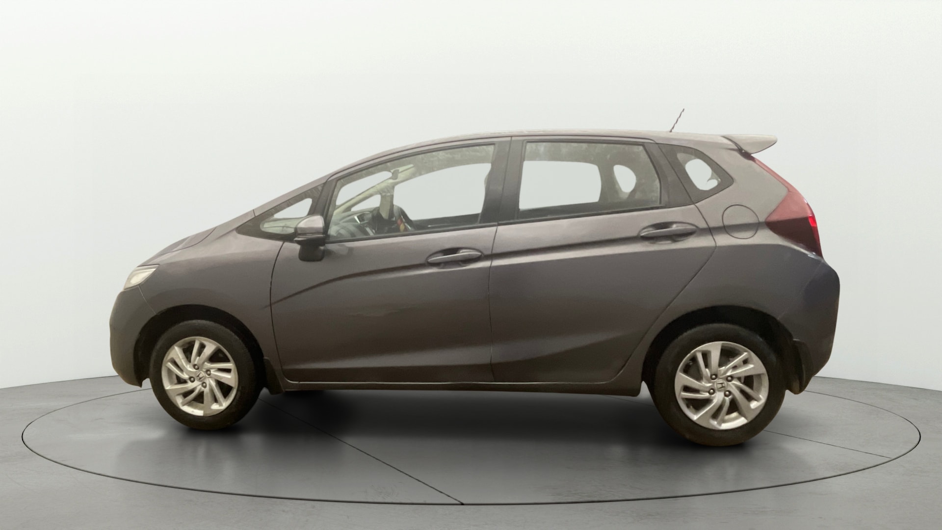 View 2018 Honda Jazz E MT Diesel Image 26 Used 2018 Honda Jazz E MT Diesel Image 26