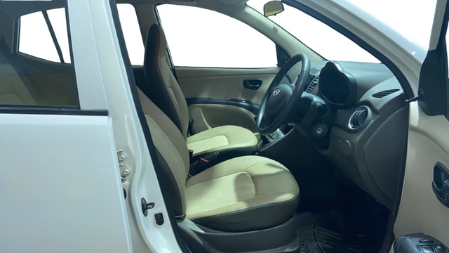 View Hyundai i10 Image 25 Used Hyundai i10 Image 25