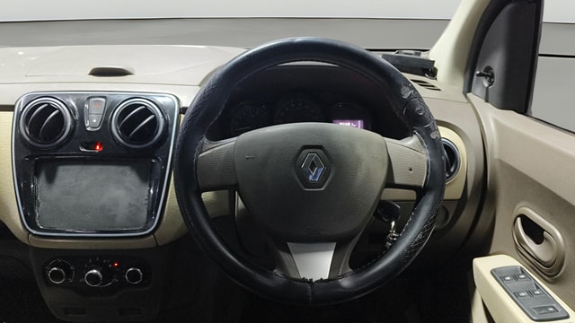 View Renault Lodgy Image 14 Used Renault Lodgy Image 14