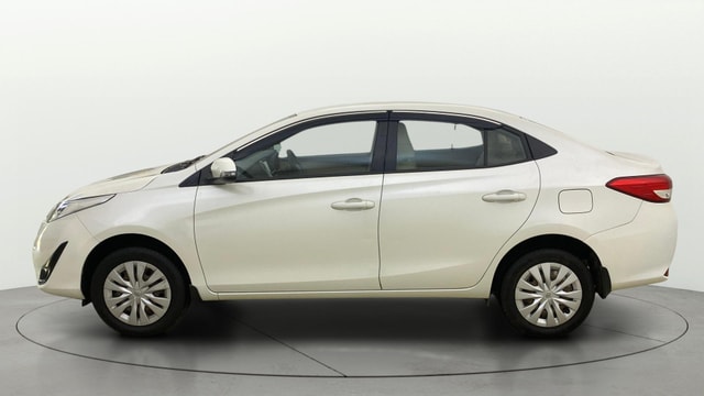 View Toyota Yaris Image 5 Used Toyota Yaris Image 5