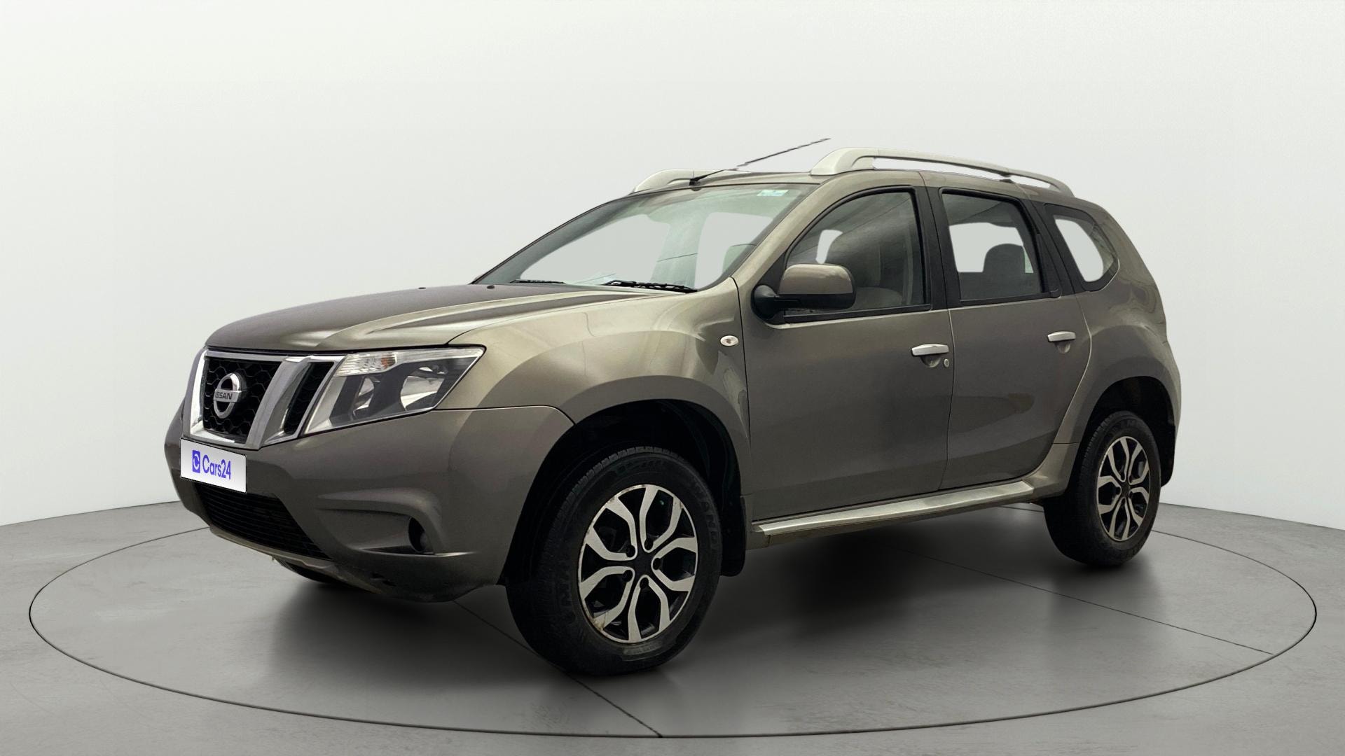 View 2014 Nissan Terrano XVD THP 110 PS Image 35 Used 2014 Nissan Terrano XVD THP 110 PS Image 35