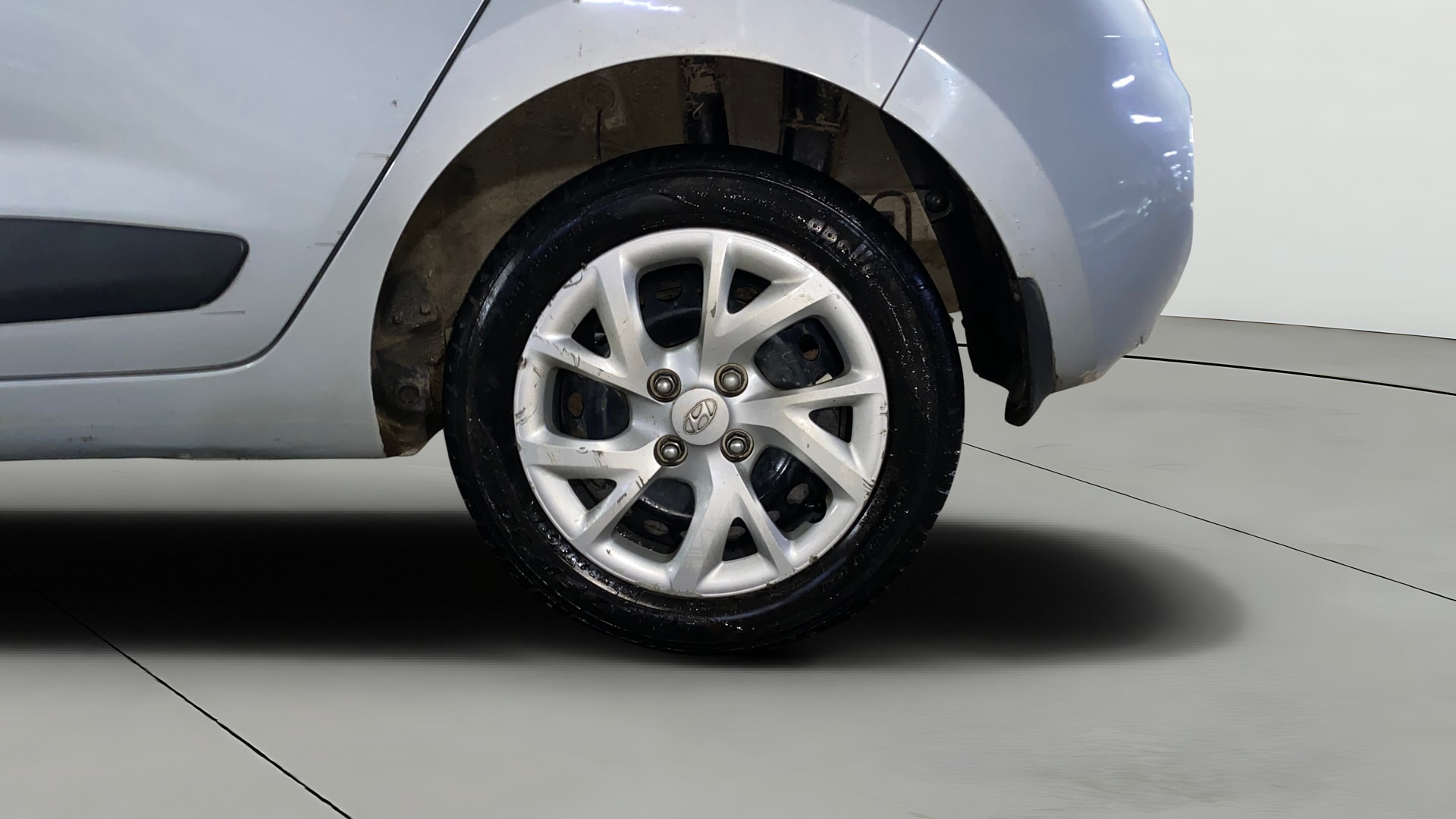 View 2019 Hyundai Grand i10 Magna 1.2 Kappa VTVT Image 11 Used 2019 Hyundai Grand i10 Magna 1.2 Kappa VTVT Image 11