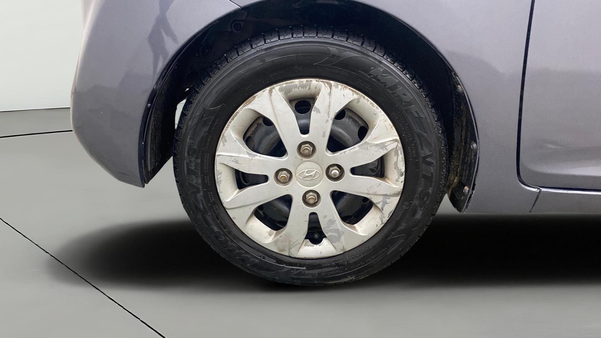 View 2018 Hyundai EON Sportz Image 27 Used 2018 Hyundai EON Sportz Image 27