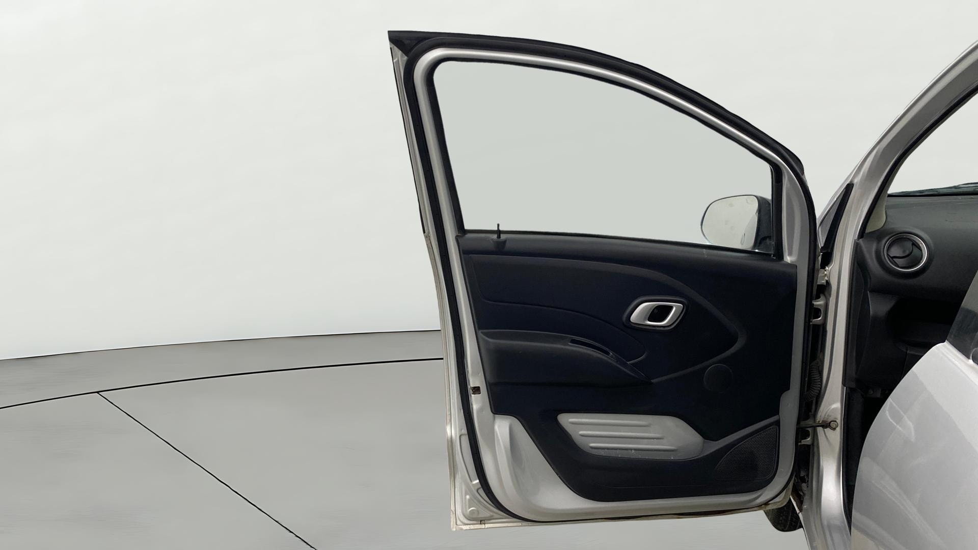 View 2019 Datsun Redi GO T(O)-0.8L BS IV Image 30 Used 2019 Datsun Redi GO T(O)-0.8L BS IV Image 30