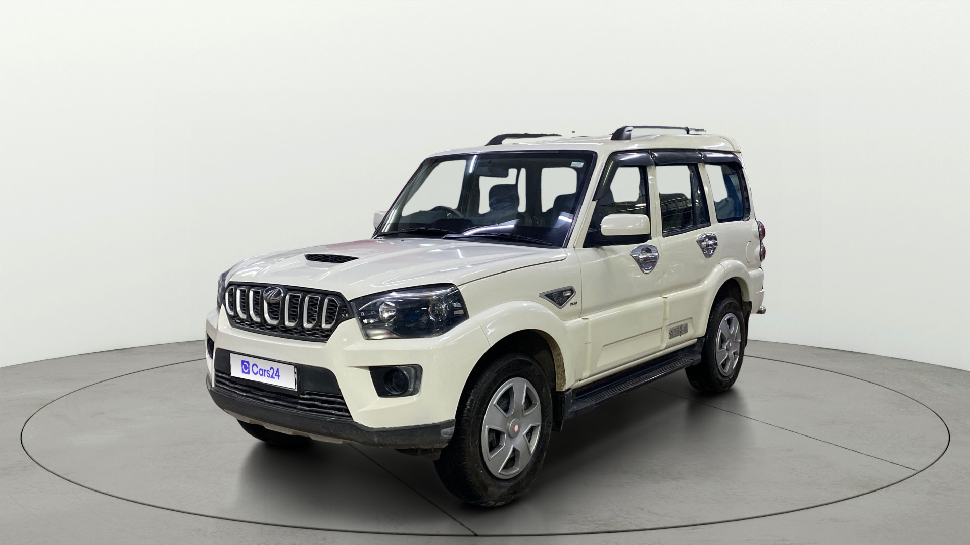 View 2018 Mahindra Scorpio S7 Image 35 Used 2018 Mahindra Scorpio S7 Image 35