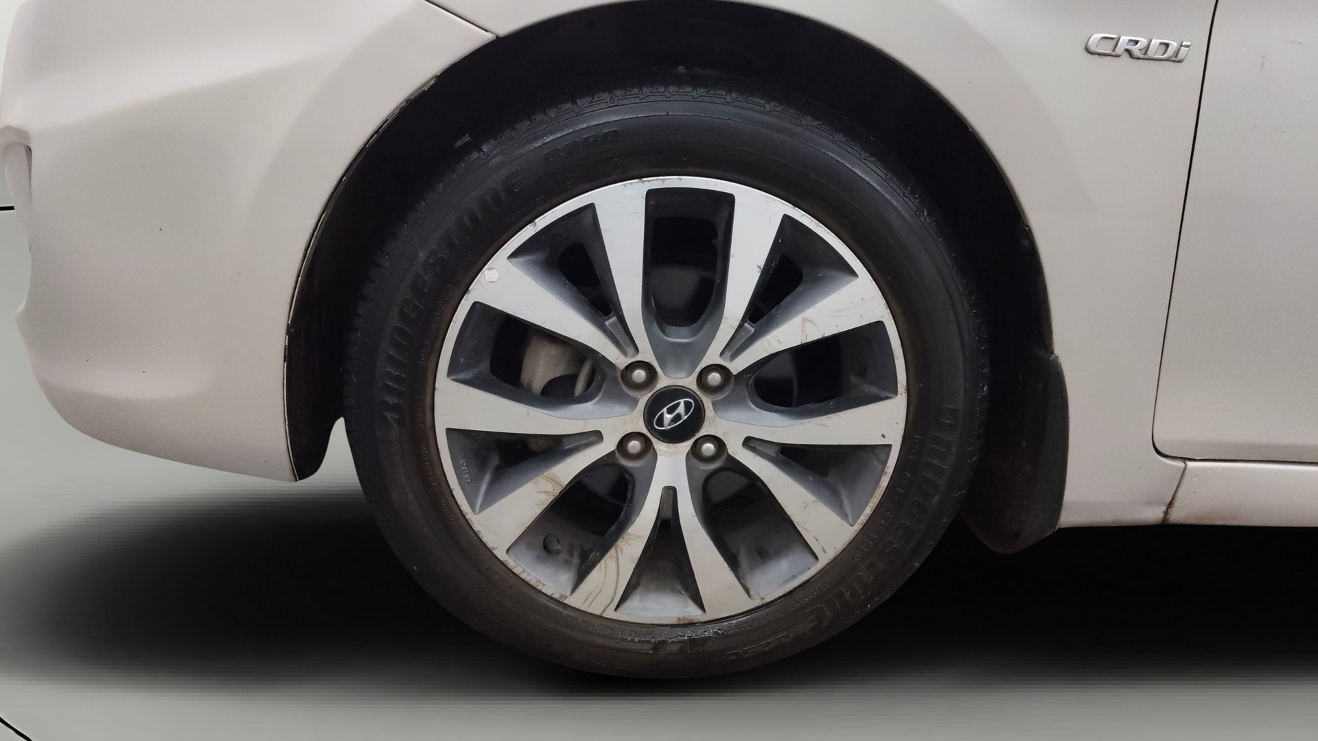 View 2014 Hyundai Fluidic Verna 1.6 CRDI SX (O) AT Image 28 Used 2014 Hyundai Fluidic Verna 1.6 CRDI SX (O) AT Image 28