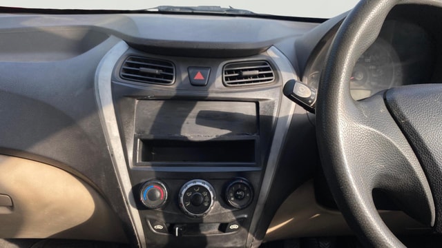 View Hyundai EON Image 17 Used Hyundai EON Image 17