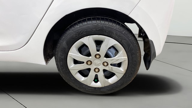 View Hyundai EON Image 11 Used Hyundai EON Image 11
