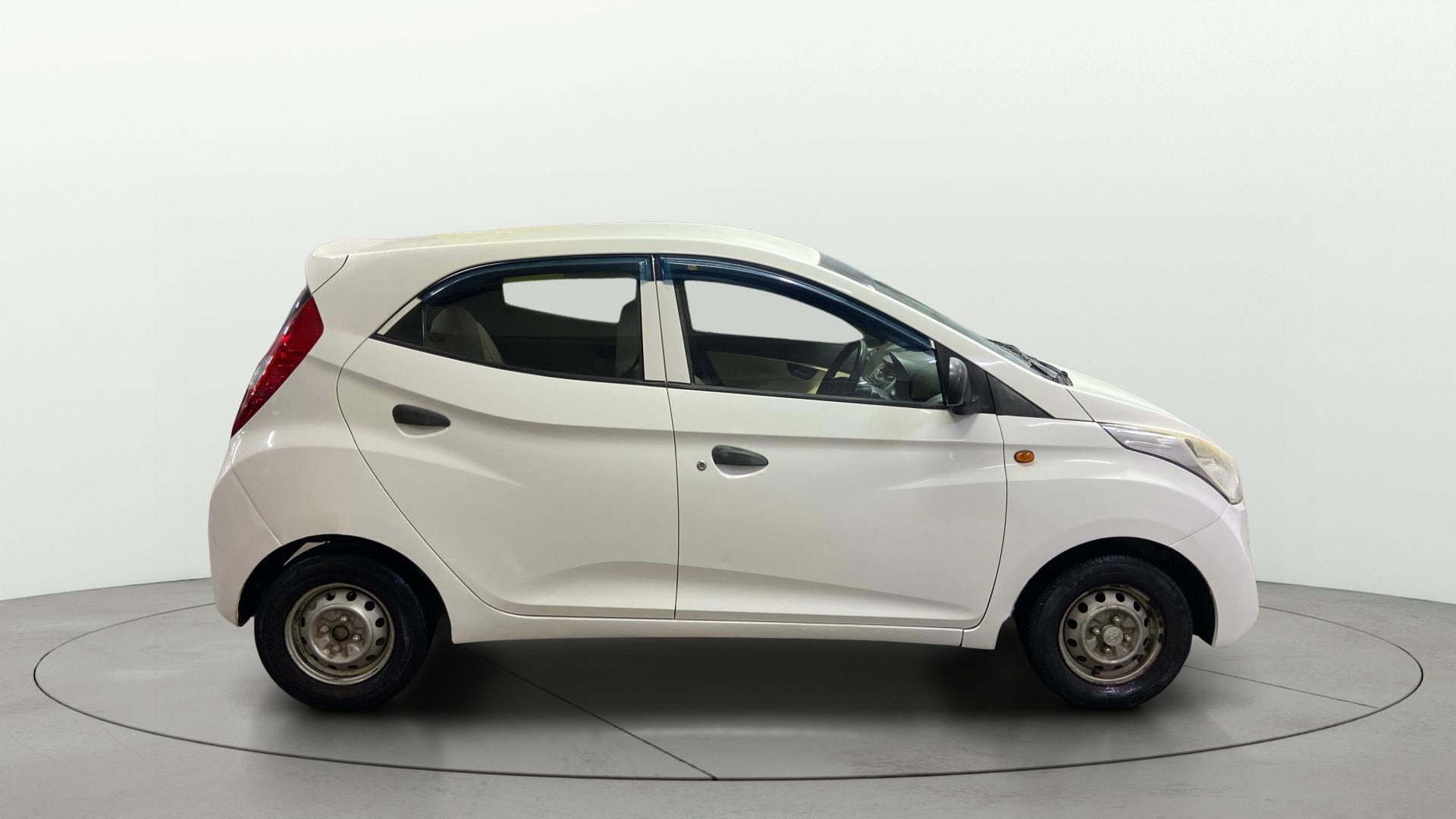 View 2013 Hyundai EON Era Plus Image 24 Used 2013 Hyundai EON Era Plus Image 24