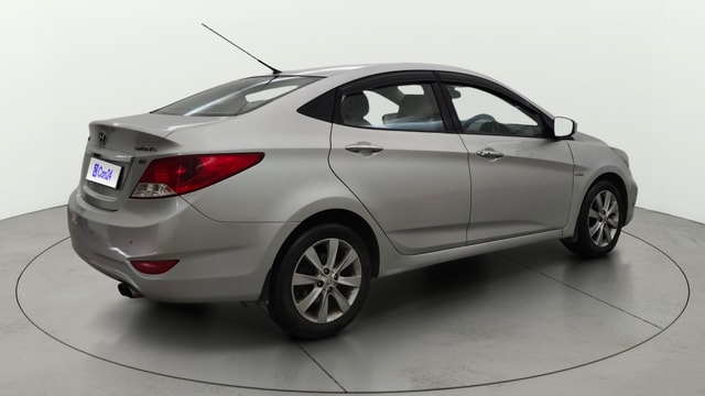 View Hyundai Fluidic Verna Image 43 Used Hyundai Fluidic Verna Image 43