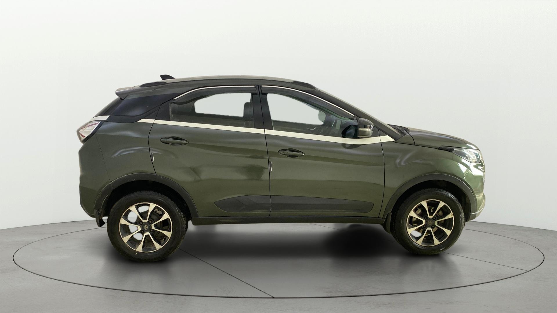 View 2021 Tata Nexon XZA Plus Diesel Image 8 Used 2021 Tata Nexon XZA Plus Diesel Image 8