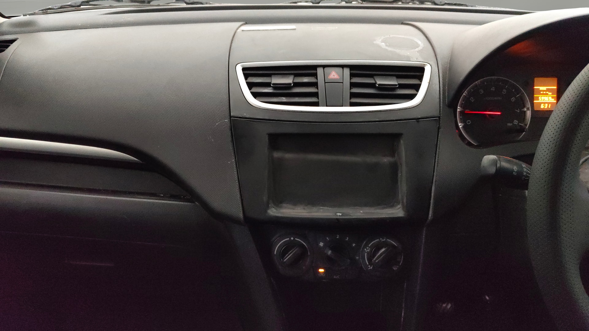Used 2014 Maruti Suzuki 1000 Used 2014 Maruti Suzuki 1000