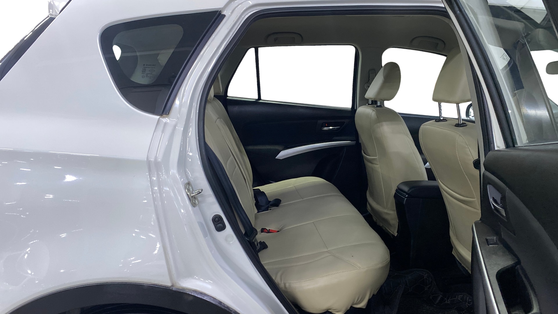 View 2021 Maruti Suzuki 1000 Base Variant Image 35 Used 2021 Maruti Suzuki 1000 Base Variant Image 35