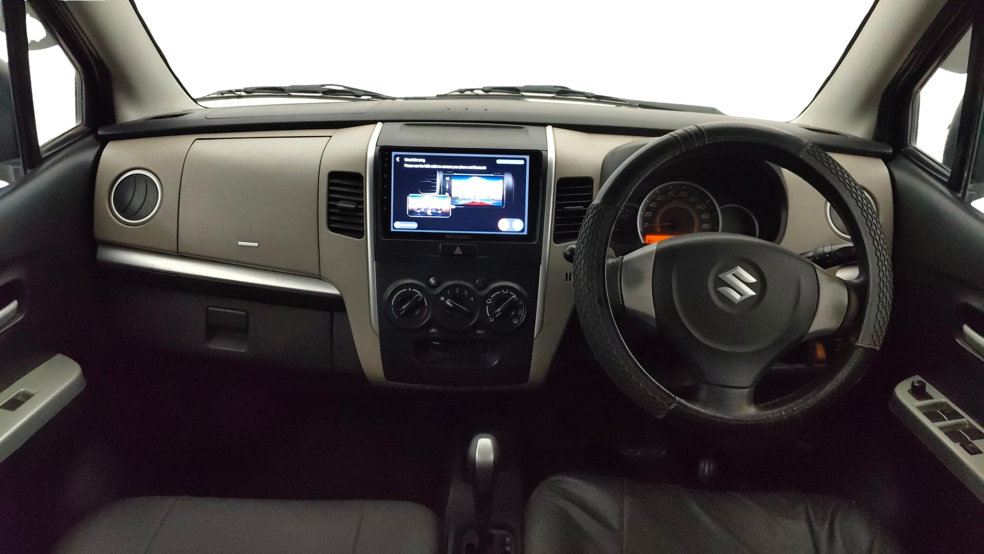 View 2016 Maruti Suzuki 1000 Base Variant Image 15 Used 2016 Maruti Suzuki 1000 Base Variant Image 15