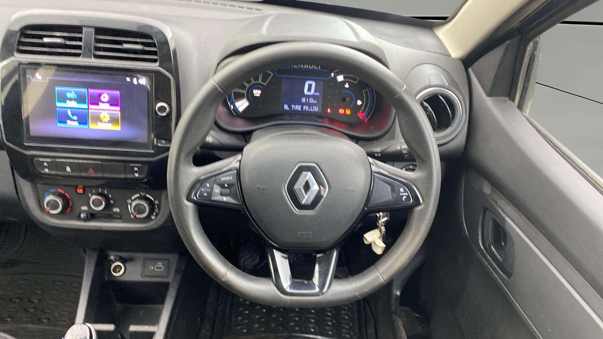 View 2023 Renault Kwid RXT 1.0 Image 20 Used 2023 Renault Kwid RXT 1.0 Image 20