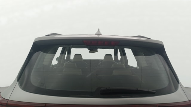 View Kia Carens Image 4 Used Kia Carens Image 4