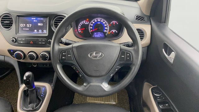 View Hyundai Grand i10 Image 12 Used Hyundai Grand i10 Image 12